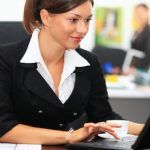 woman_at_desk
