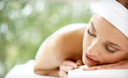 reclame pentru cremă anti-îmbătrânire fiole cu acid hialuronic si vitamina c