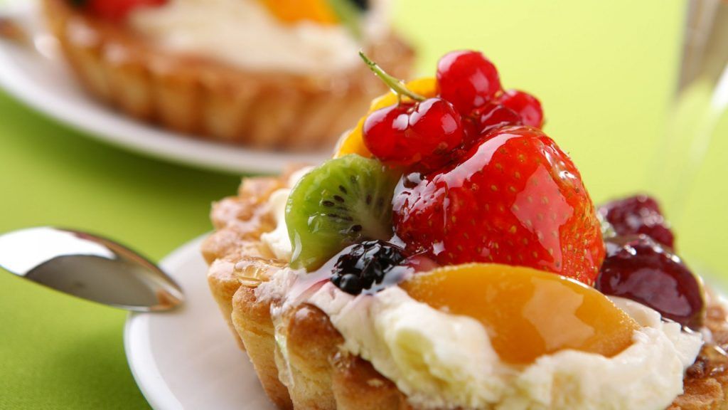 Tartele, plăcinta cu mere ori cea cu vişine fac parte din categoria dulciurilor mai puţin nocive