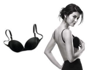 singură un sutien