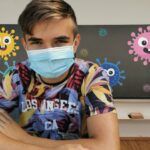 pericol mortal în școli elev mască