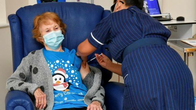 primul vaccin