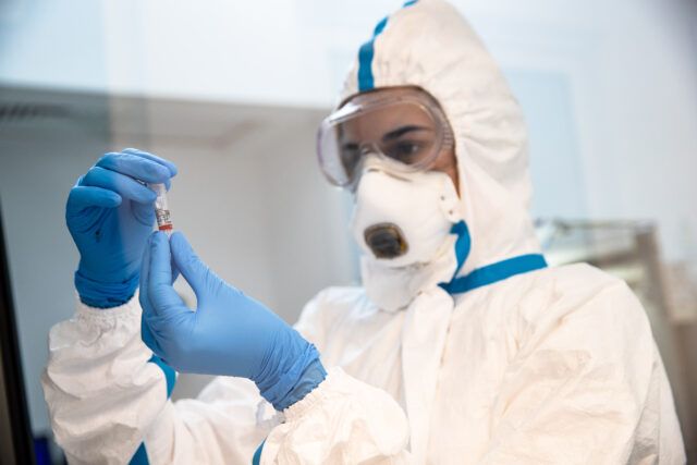 dozele de vaccin AstraZeneca
