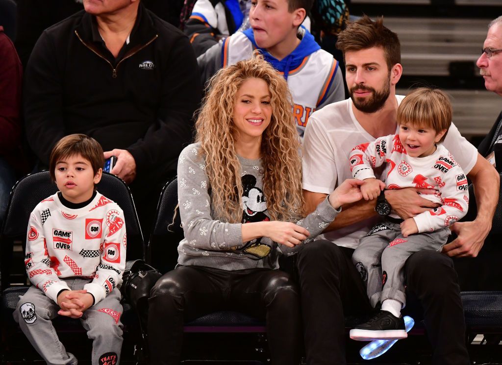 Shakira l-a părăsit pe bărbatul cu care are doi copii