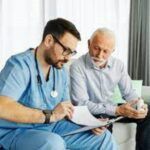 Gata, s-a aflat! Care este adevăratul motiv pentru care nu e bine să mănânci înainte de culcare