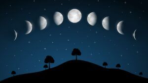 Luna Plina in pesti