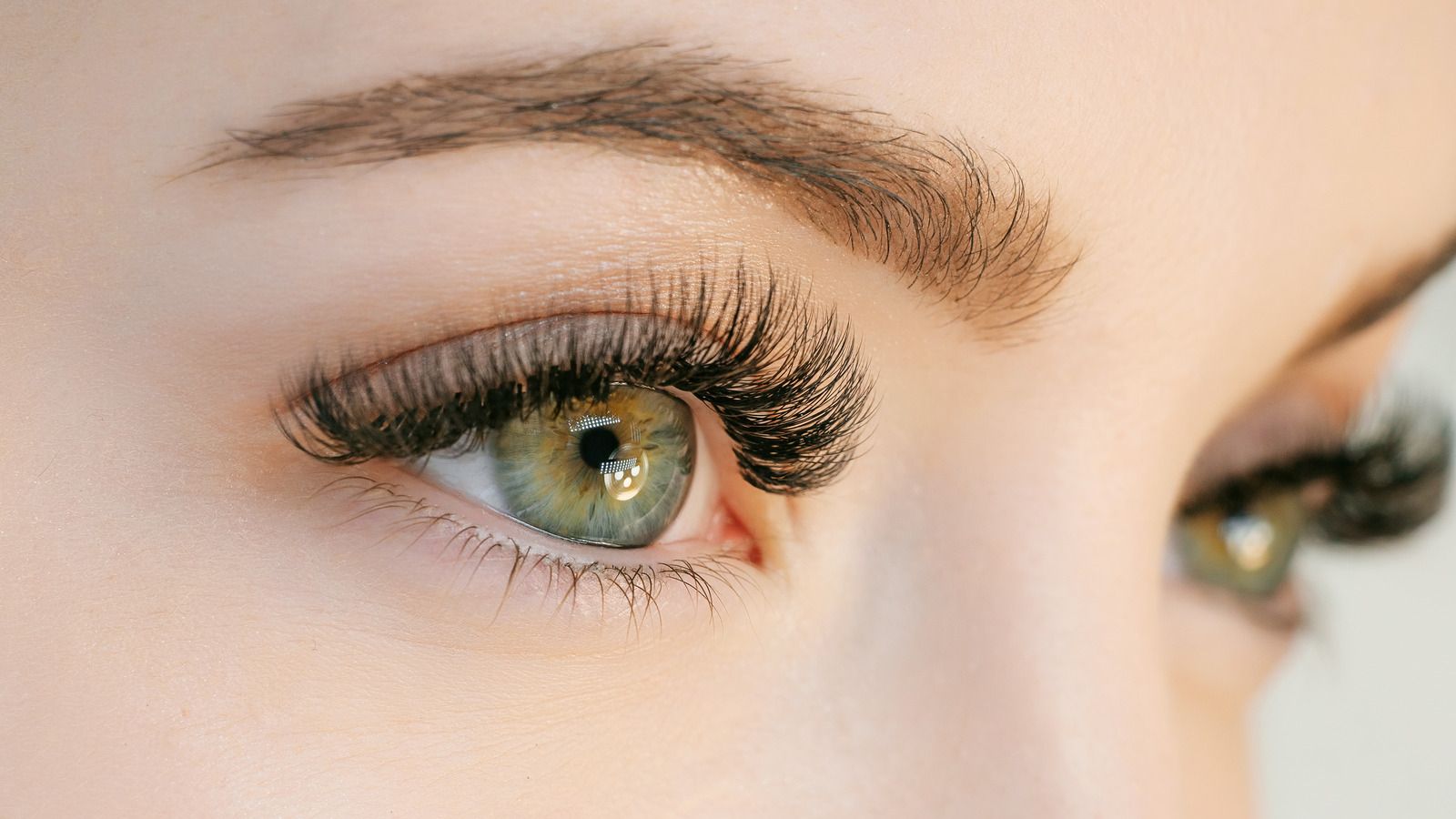 De ce persoanele cu ochii verzi sunt mai speciale? 10 lucruri fascinante despre ochii verzi și cum influențează personalitatea