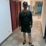 politist ce se identfica femeie 3