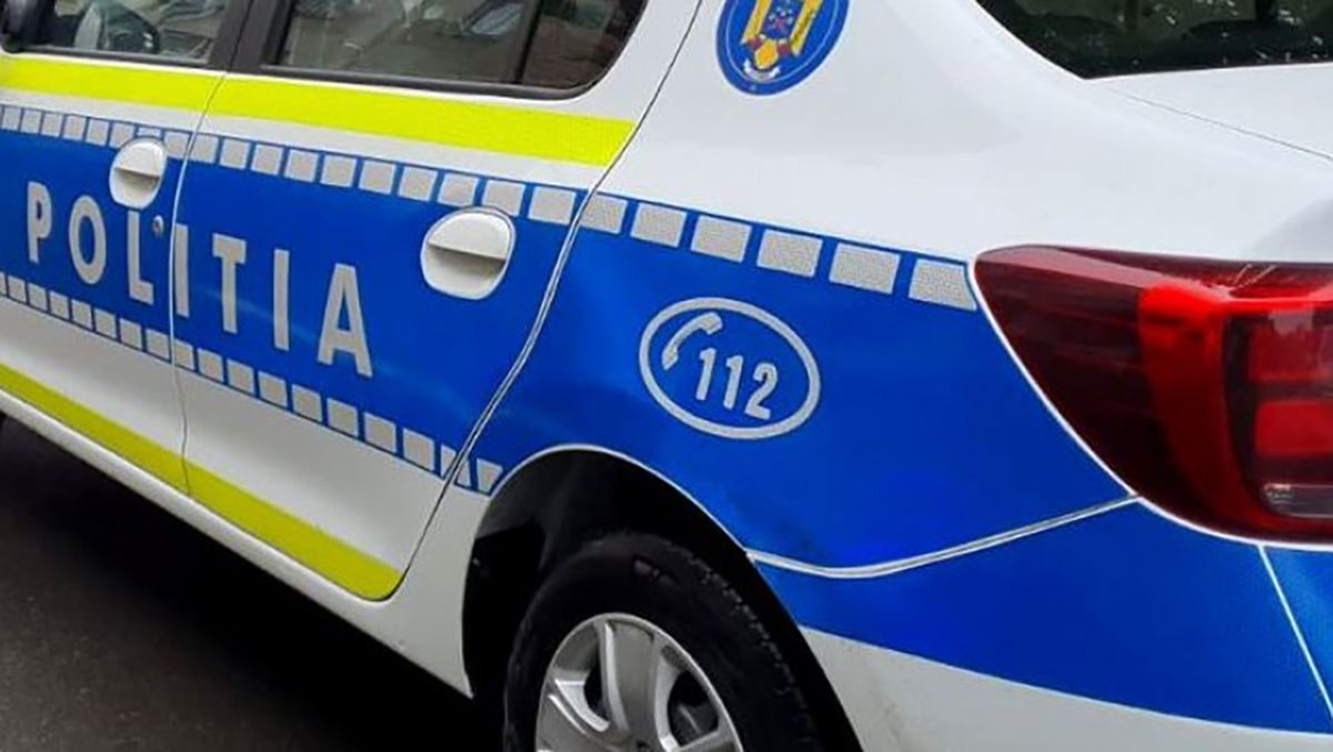 Accident grav: un șofer de 19 ani a intrat cu mașina într-o terasă, 9 persoane rănite