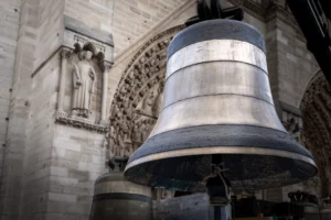 DESCOPERIRE NOTRE DAME