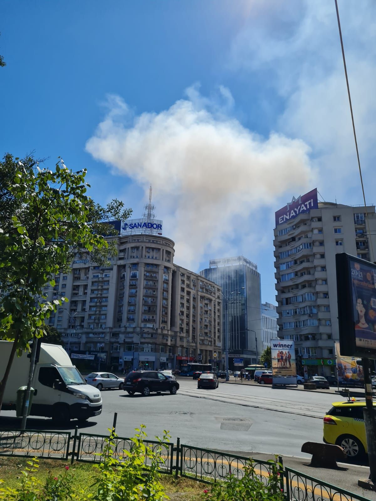 Incendiu Mărul de Aur