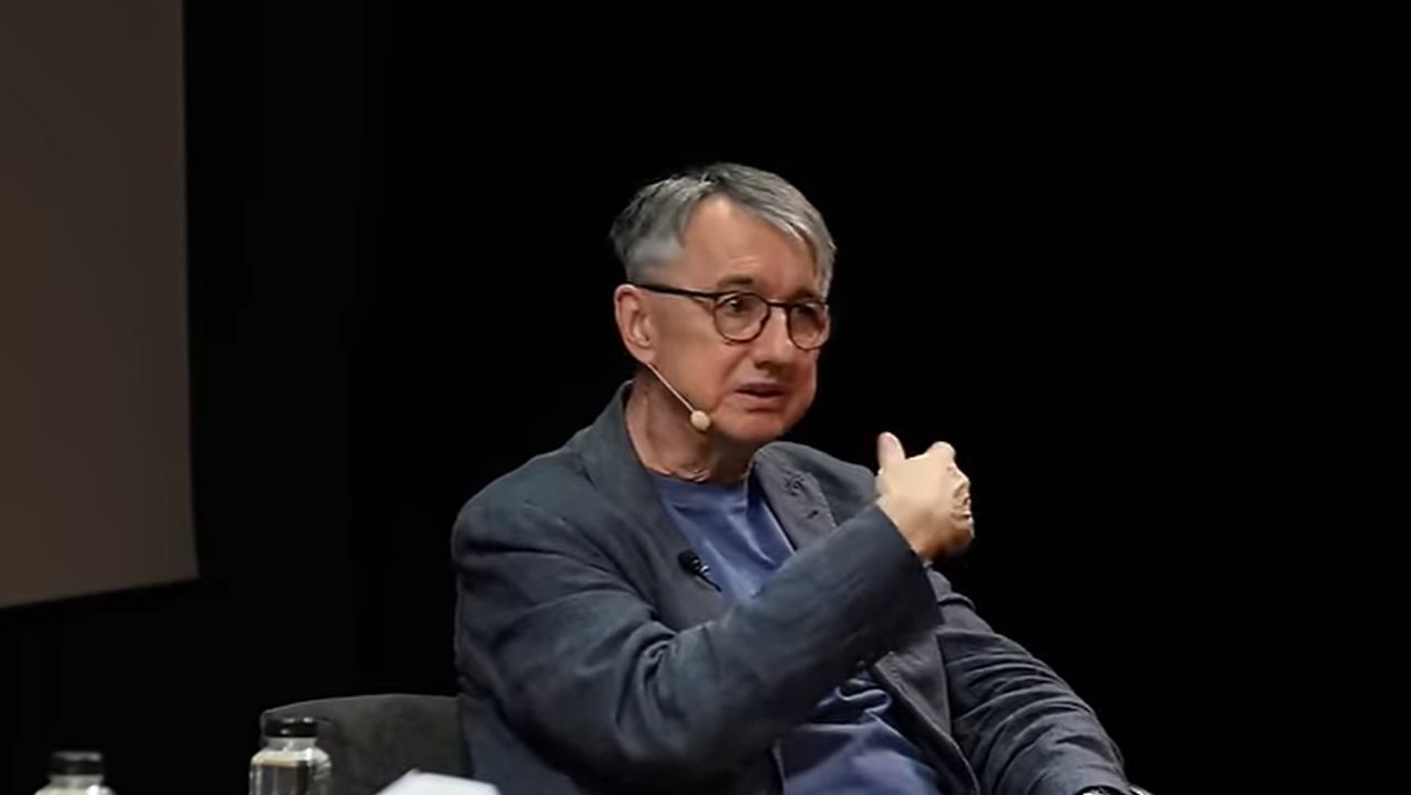 Înțelepciunea îmbătrânirii, dialog cu Horia-Roman Patapievici: de la tinerețe la splendoarea de a fi viu (Video)